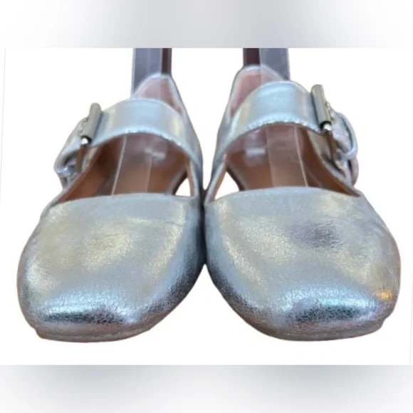Dolce Vita Marcello metallic silver flat Maryjanes SZ 7.5 - Picture 8 of 13